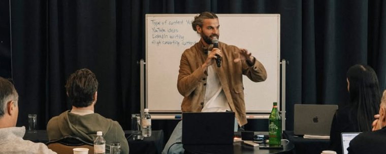 DMで3回聞かれた悩みを週末に形にして広告ゼロで売るデジタル商品4ステップ