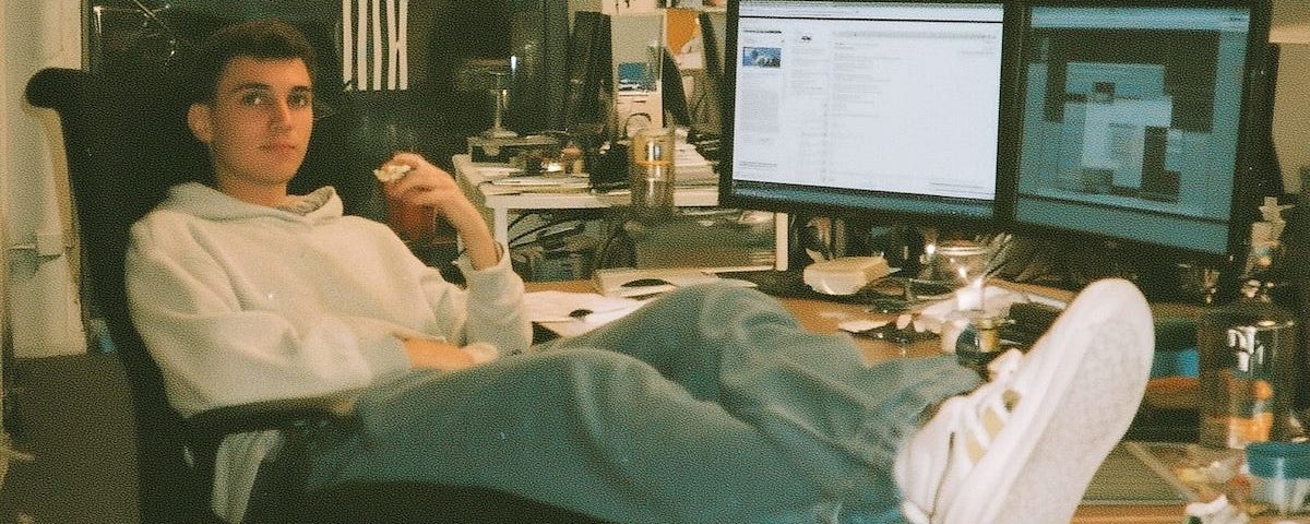 年収100万ドル超を生むライティングキャリアの作り方